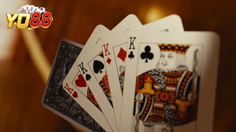 Số người chơi và các thẻ